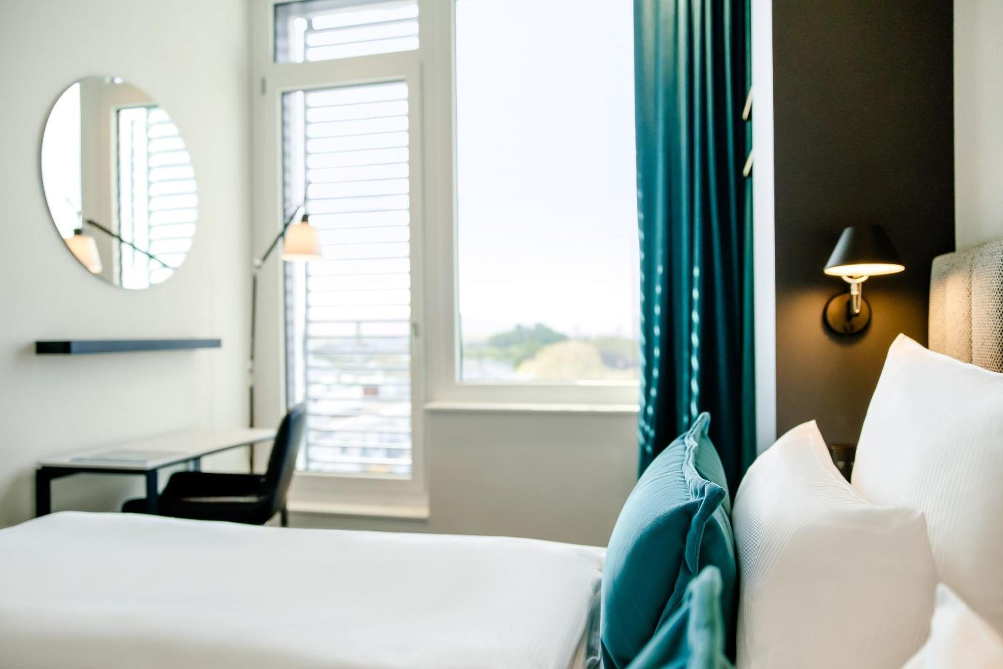 Motel One カールスルーエ エクステリア 写真
