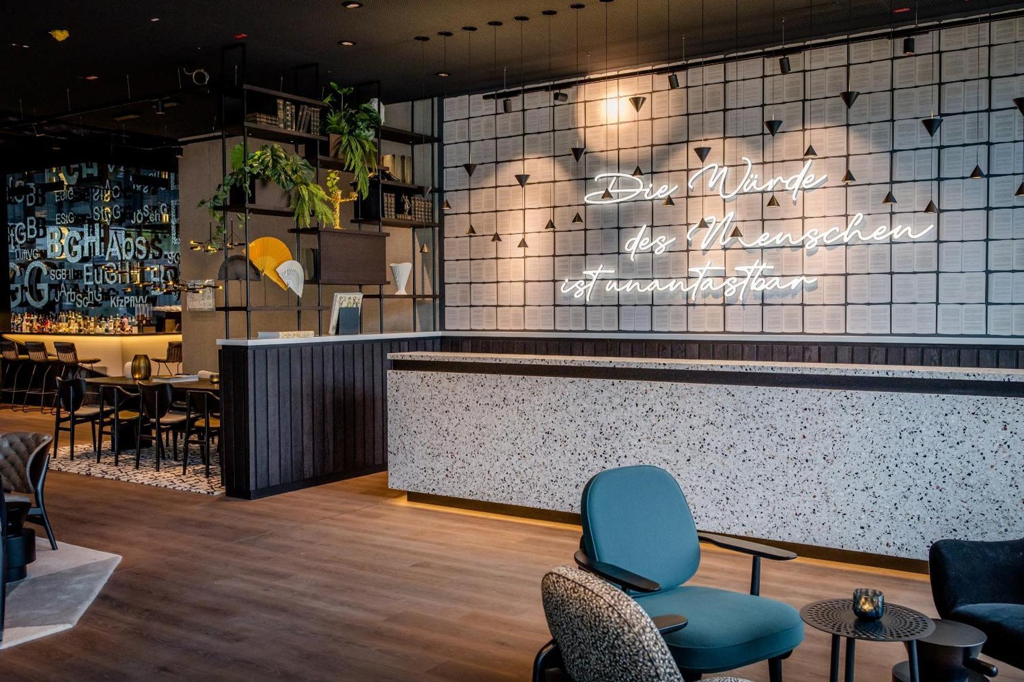 Motel One カールスルーエ エクステリア 写真