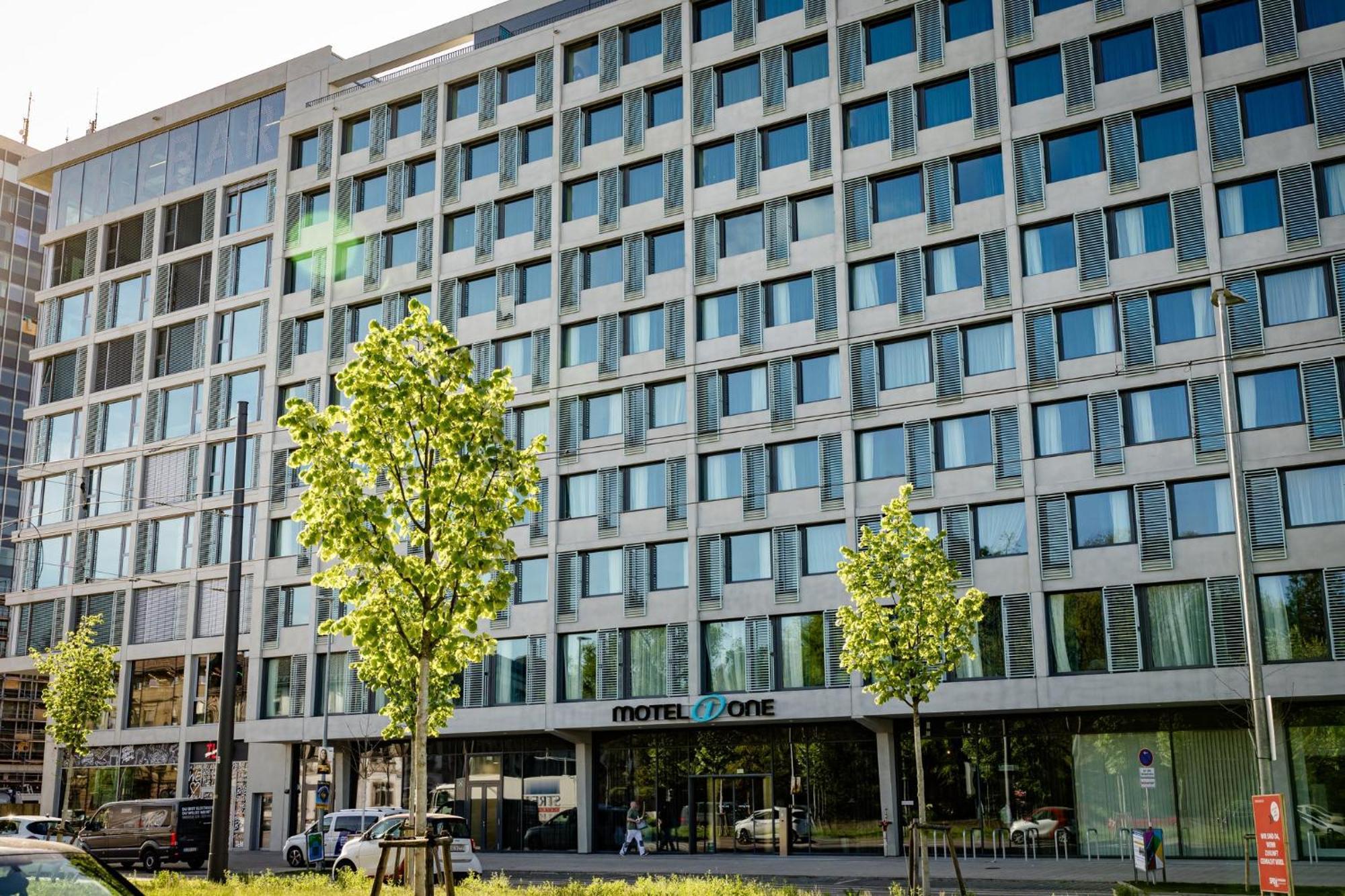 Motel One カールスルーエ エクステリア 写真