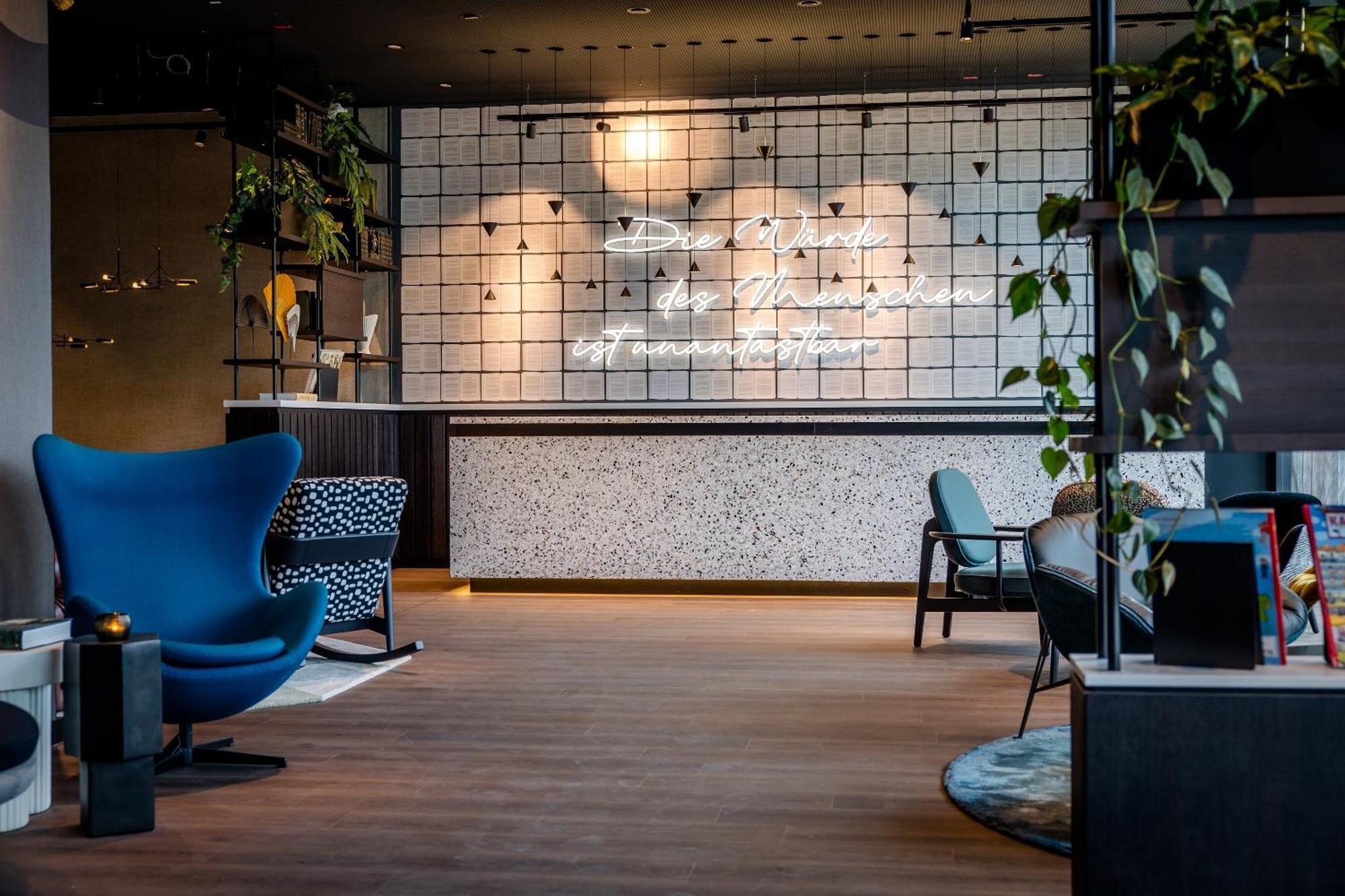 Motel One カールスルーエ エクステリア 写真